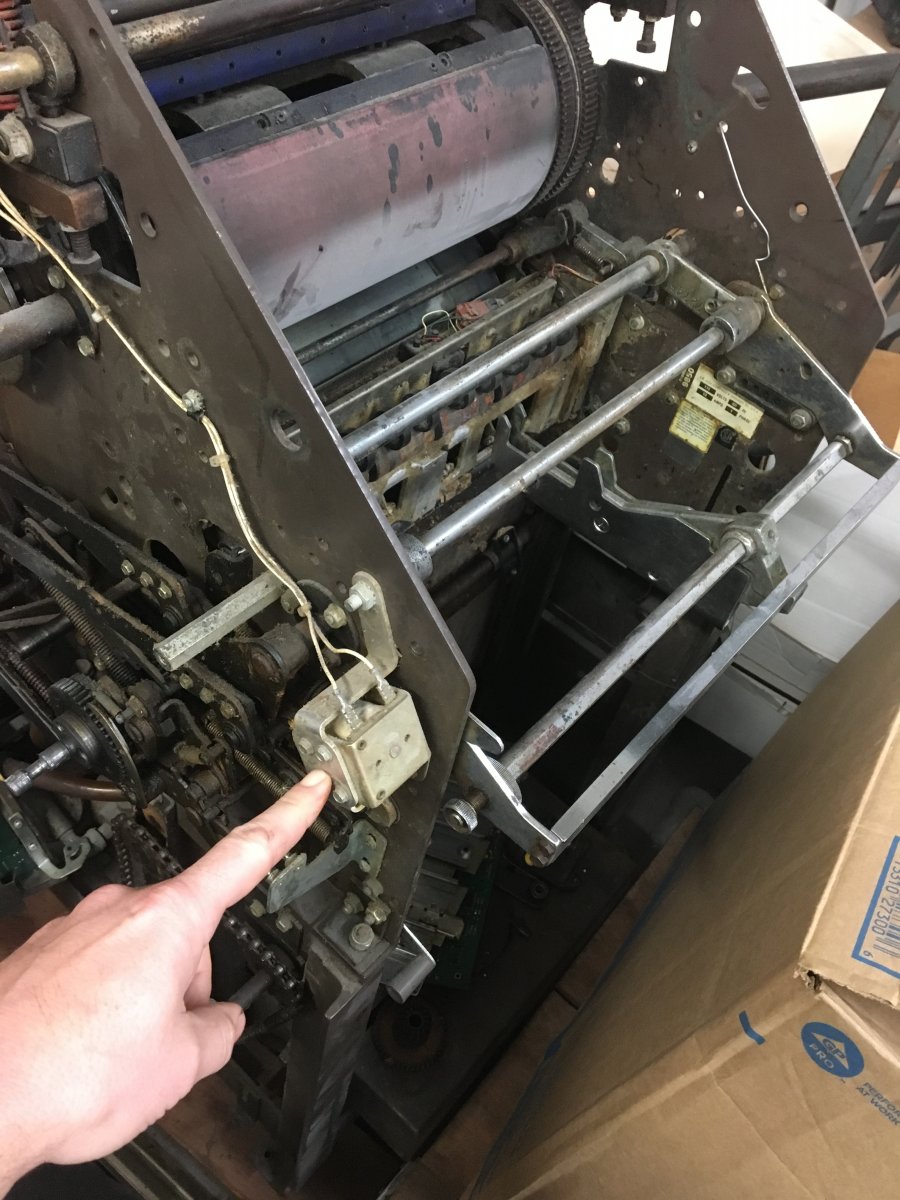 A B Dick Printing Press Parts 9870 Hall Effect timing wheel 017480 